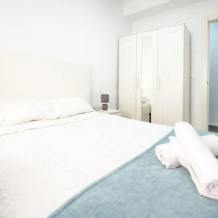 Plaza Falla Caleta 加的斯