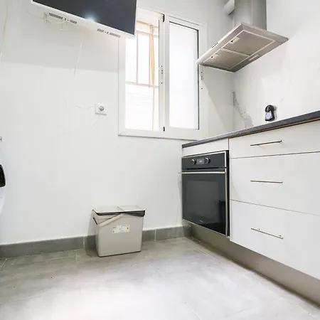 Plaza Falla Caleta * 加的斯