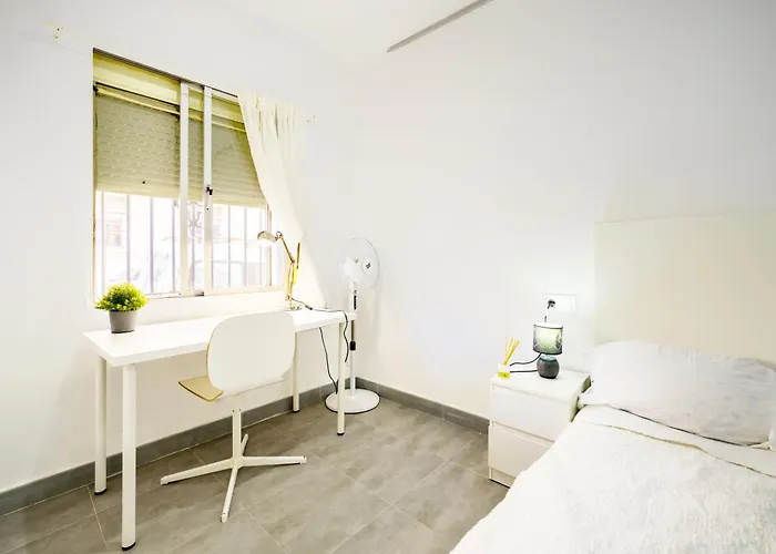 Plaza Falla Caleta *